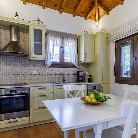 Pefkos Ferienhaus *